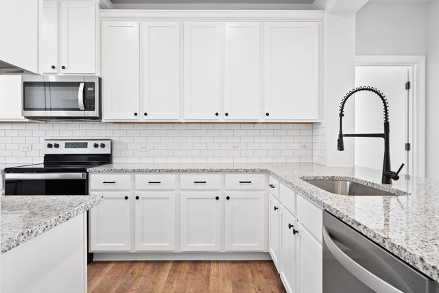 9317 Gladsome PATH, Manor, TX 78653