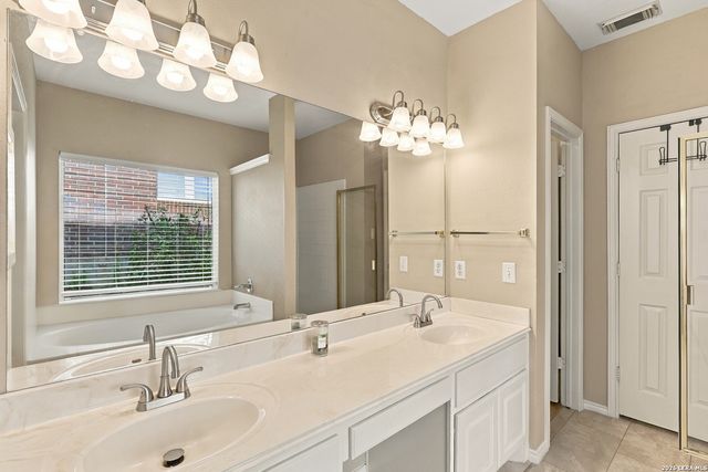 20518 SETTLERS VLY, San Antonio, TX 78258