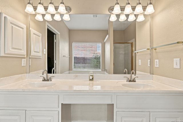 20518 SETTLERS VLY, San Antonio, TX 78258