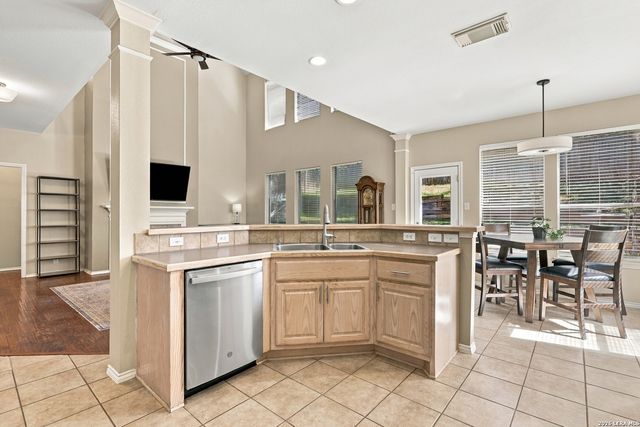 20518 SETTLERS VLY, San Antonio, TX 78258