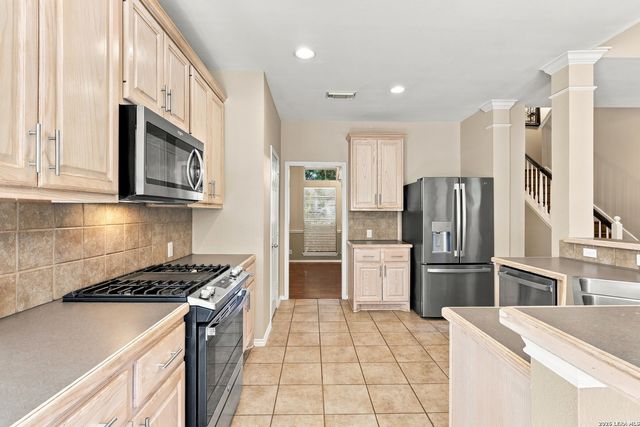 20518 SETTLERS VLY, San Antonio, TX 78258