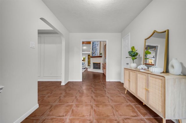 4303 Long Grove Drive, Seabrook, TX 77586
