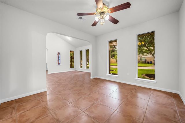 4303 Long Grove Drive, Seabrook, TX 77586