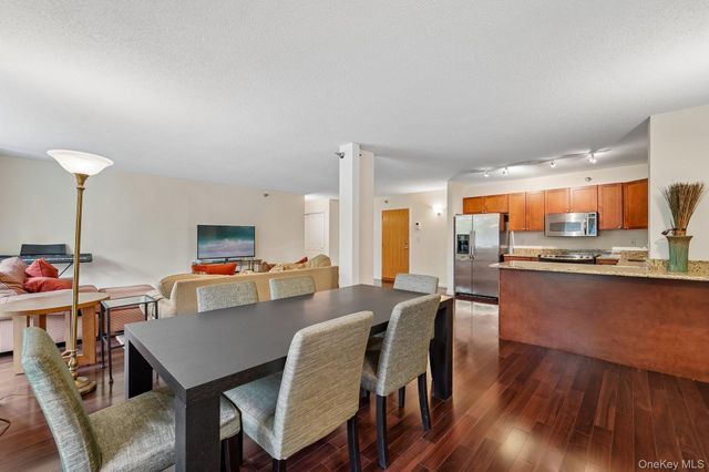 302 Church Street 1C, White Plains, NY 10603