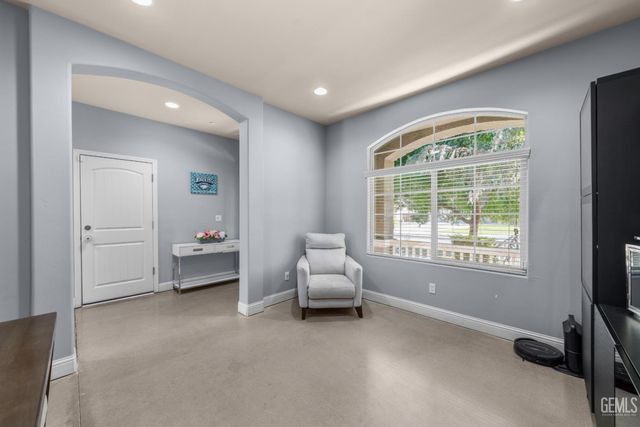 9307 Liberty Island Drive, Bakersfield, CA 93311
