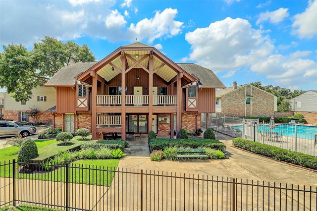 2147 Winrock Boulevard 31, Houston, TX 77057