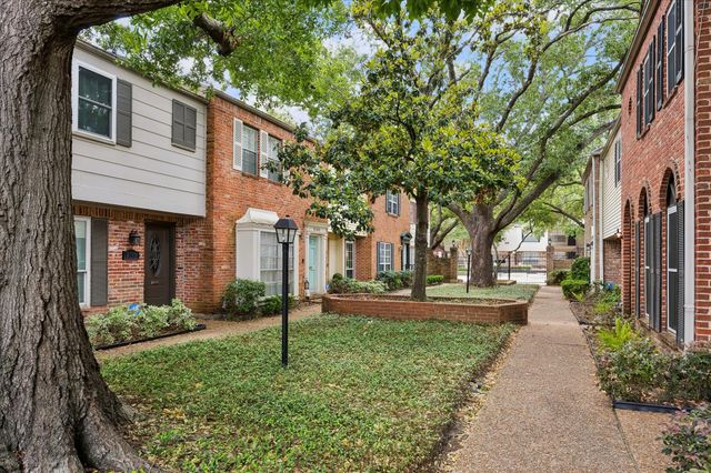 2147 Winrock Boulevard 31, Houston, TX 77057