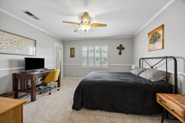 2147 Winrock Boulevard 31, Houston, TX 77057