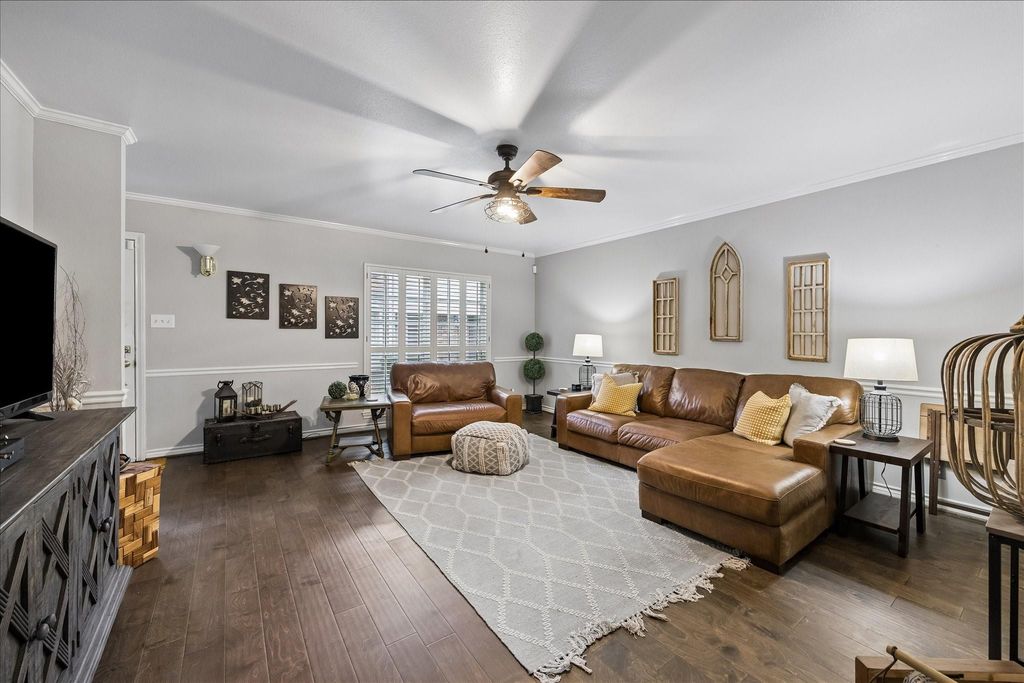 2147 Winrock Boulevard 31, Houston, TX 77057