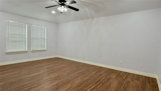 1821 Shoebill Drive, Little Elm, TX 75068