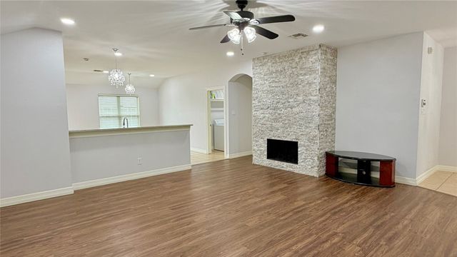 1821 Shoebill Drive, Little Elm, TX 75068