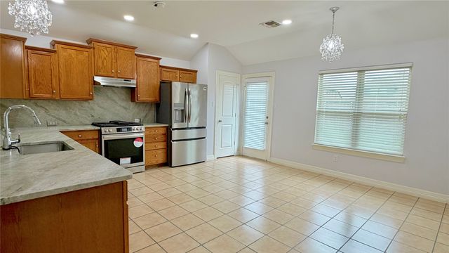 1821 Shoebill Drive, Little Elm, TX 75068