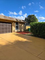 6504 NW 74th Ave, Tamarac, FL 33321
