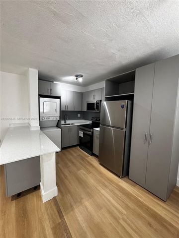 7928 Harding Ave 7, Miami Beach, FL 33141