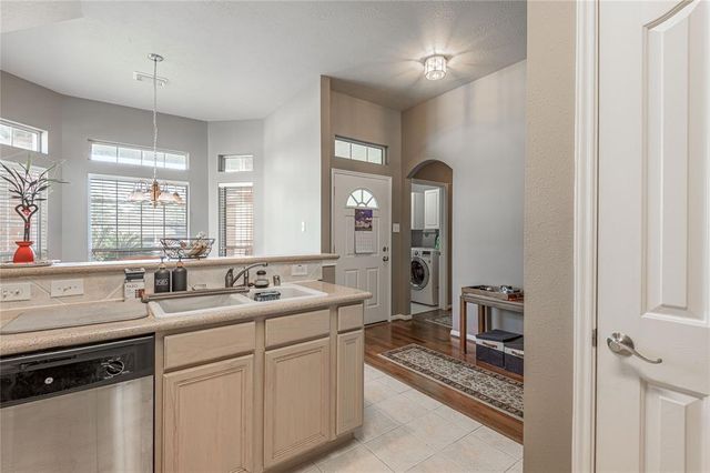 120 Fairway View Lane, Conroe, TX 77356