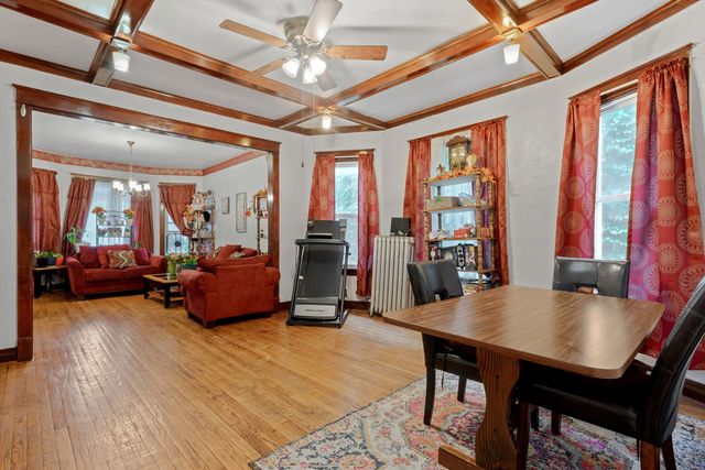 744 N Long Avenue, Chicago, IL 60644