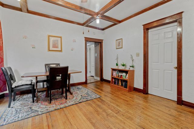 744 N Long Avenue, Chicago, IL 60644