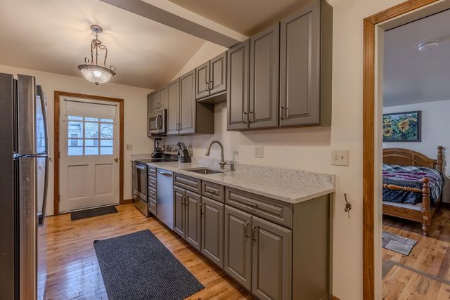 3191 Route 30, Dorset, VT 05251