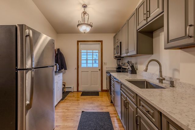 3191 Route 30, Dorset, VT 05251