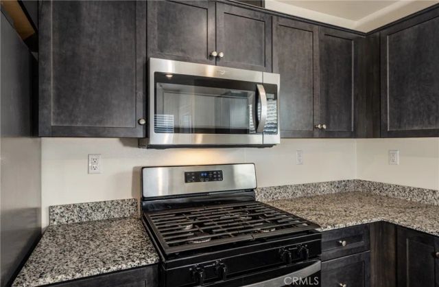 1455 Honor Way, Hemet, CA 92543