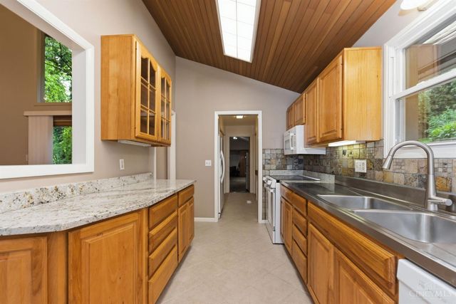 3622 Lobelia Drive, Blue Ash, OH 45241