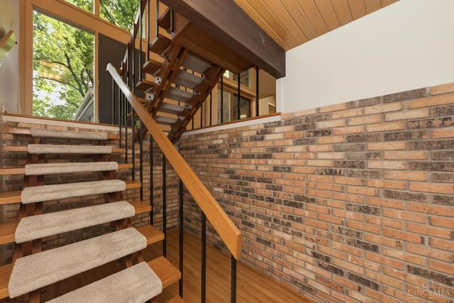 3622 Lobelia Drive, Blue Ash, OH 45241