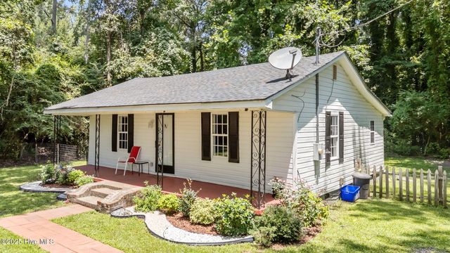 3303 N Jefferson Street, Fountain, NC 27829