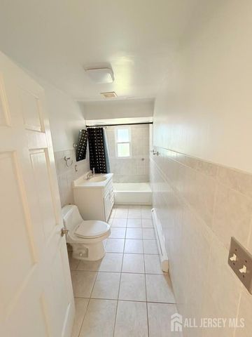 68 Daniel Street, Carteret, NJ 07008