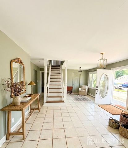 68 Daniel Street, Carteret, NJ 07008