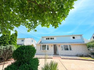 68 Daniel Street, Carteret, NJ 07008