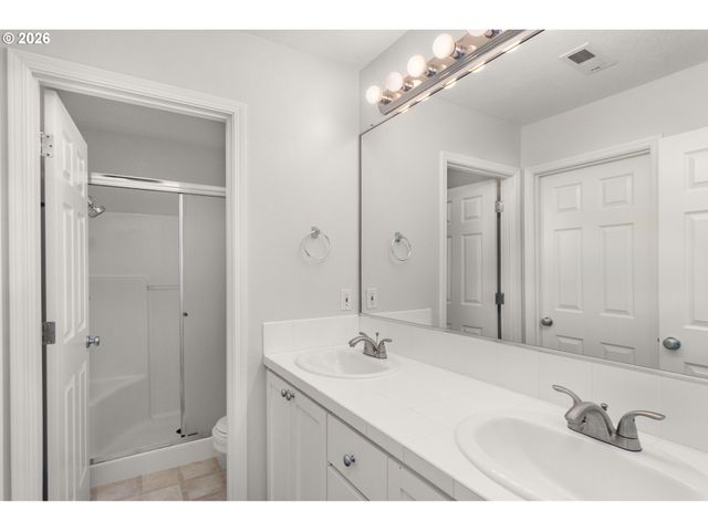 782 Ne 61ST Ave, Hillsboro, OR 97124