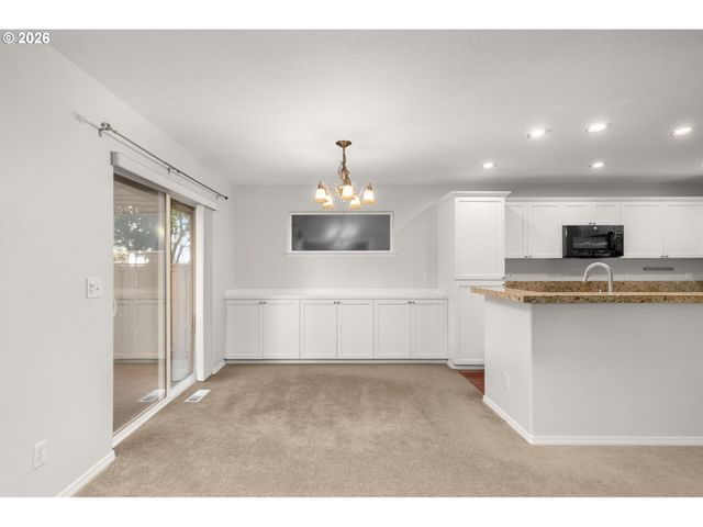 782 Ne 61ST Ave, Hillsboro, OR 97124