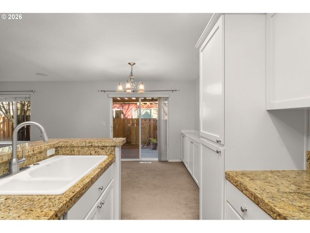 782 Ne 61ST Ave, Hillsboro, OR 97124