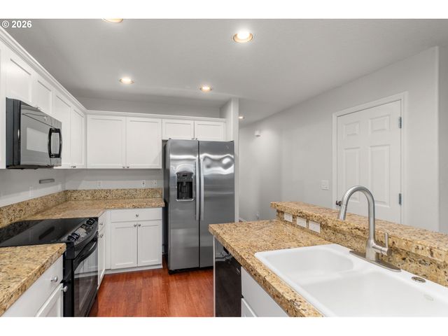 782 Ne 61ST Ave, Hillsboro, OR 97124