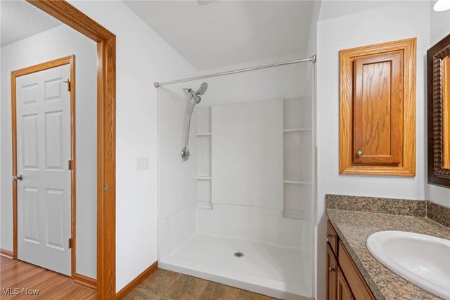 38606 Granite Drive, Willoughby, OH 44094