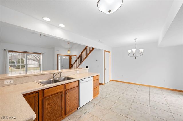 38606 Granite Drive, Willoughby, OH 44094