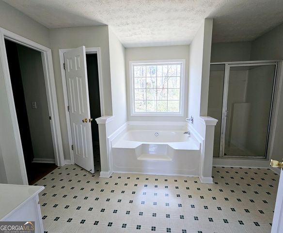 1822 Hayden Mill Court, Lawrenceville, GA 30043