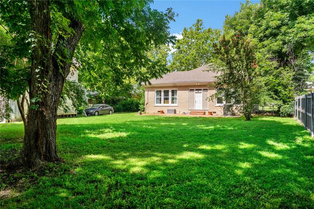 541 S Main Street, Paris, TX 75460