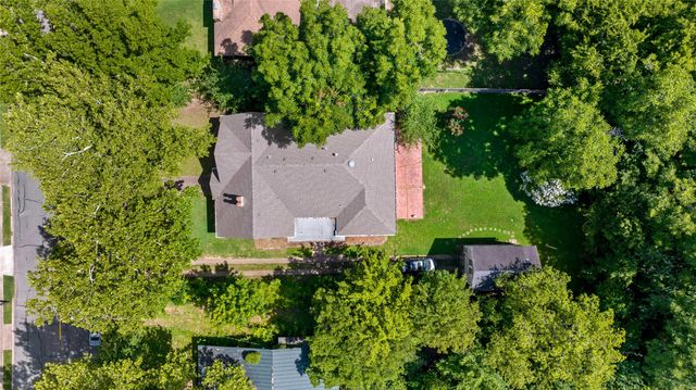 541 S Main Street, Paris, TX 75460