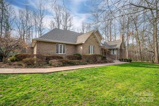 1816 Country Garden Drive, Shelby, NC 28150
