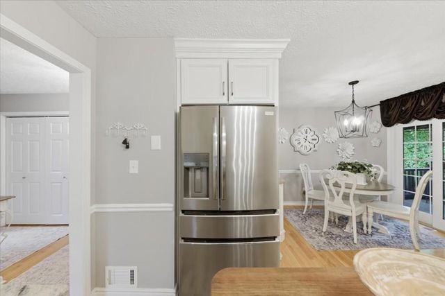 305 Pamela Place, Canton, GA 30115