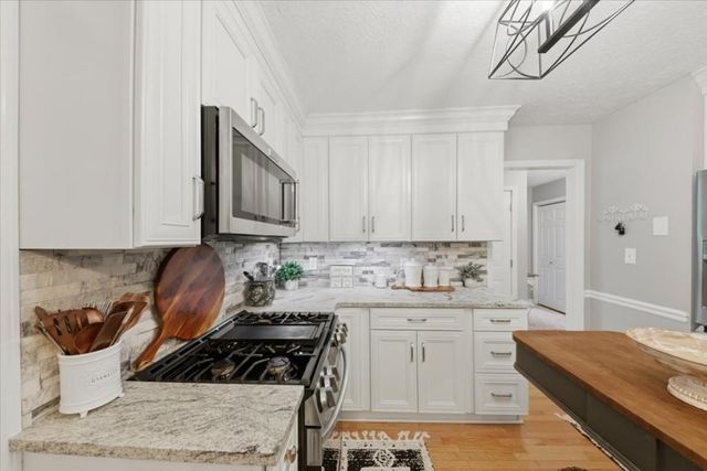 305 Pamela Place, Canton, GA 30115