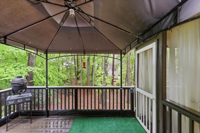 305 Pamela Place, Canton, GA 30115