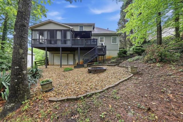 305 Pamela Place, Canton, GA 30115