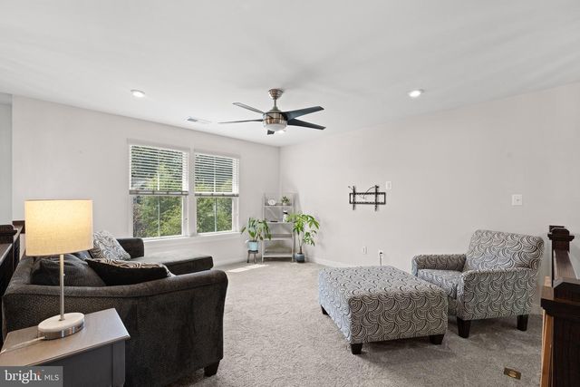 6468 BOB WHITE DR, Warrenton, VA 20187