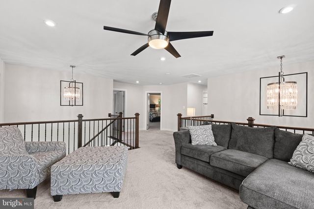 6468 BOB WHITE DR, Warrenton, VA 20187
