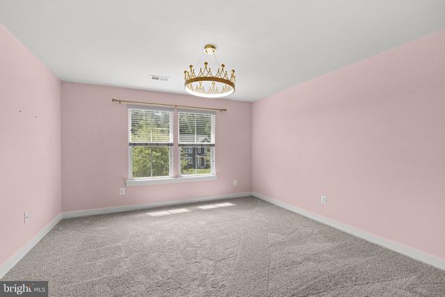 6468 BOB WHITE DR, Warrenton, VA 20187