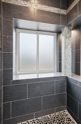 5901 Rushing Creek Court, Haltom City, TX 76137