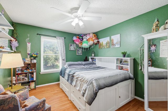 5901 Rushing Creek Court, Haltom City, TX 76137