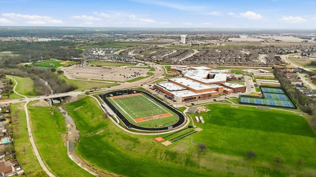 5901 Rushing Creek Court, Haltom City, TX 76137